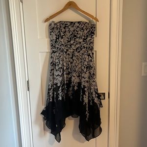 White House Black Market White and Black Print Handkerchief Dress - Size 4